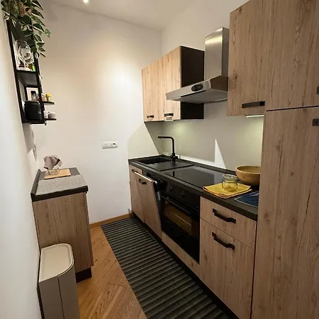 Urban Nest A